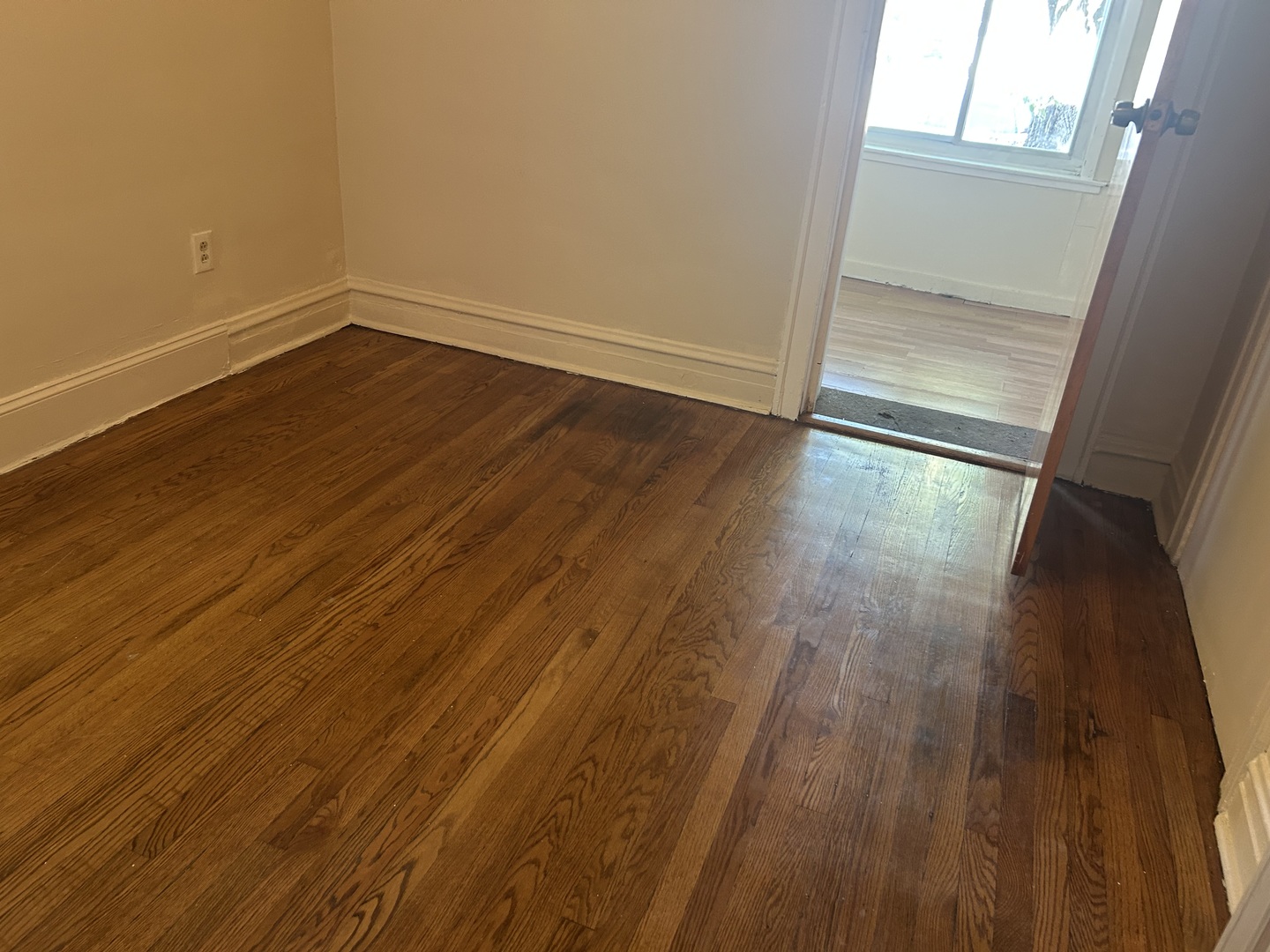 3240 W Victoria Street, Chicago, IL 60659