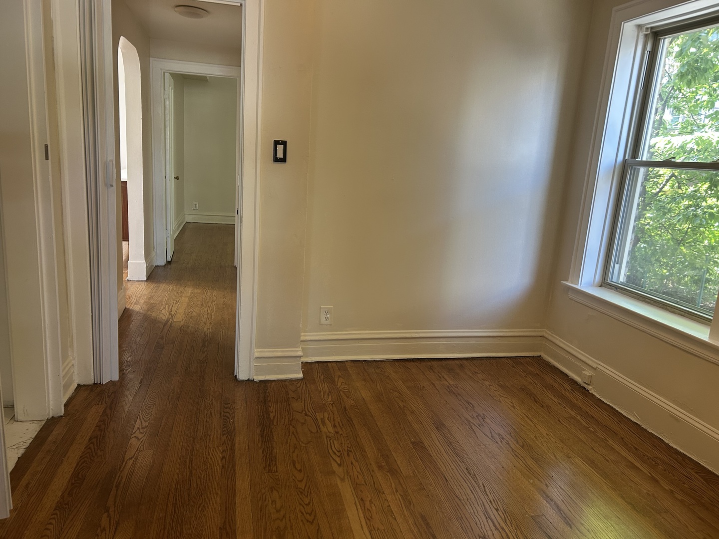 3240 W Victoria Street, Chicago, IL 60659