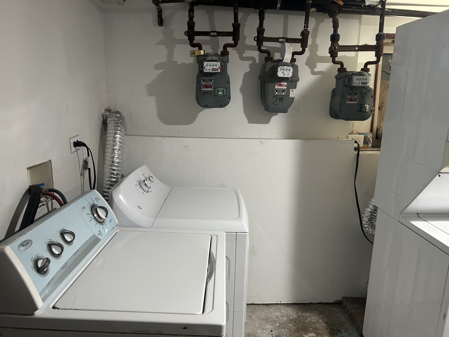 3240 W Victoria Street, Chicago, IL 60659