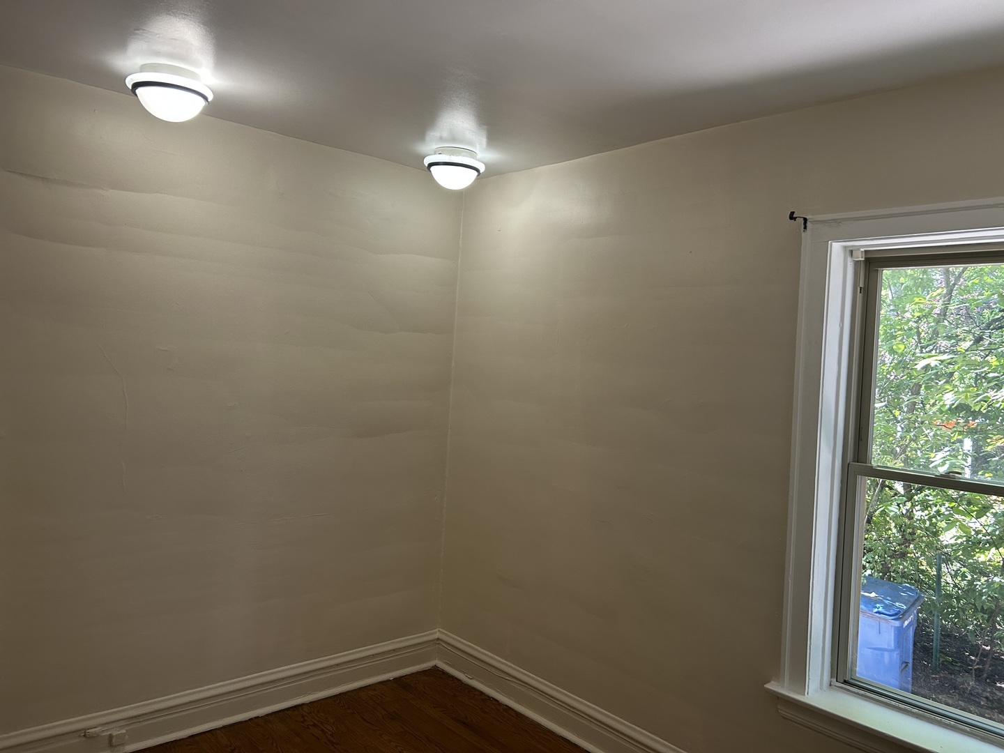 3240 W Victoria Street, Chicago, IL 60659