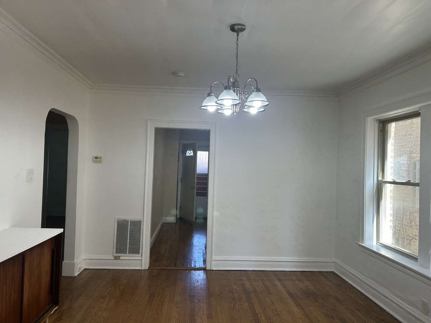 3240 W Victoria Street, Chicago, IL 60659