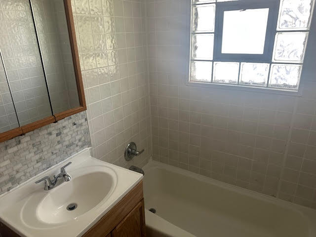 506 E 144th Place, Dolton, IL 60419