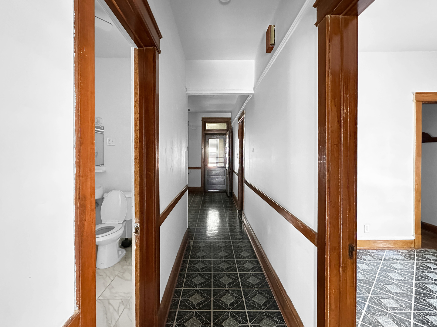 1654 N Karlov Avenue #1, Chicago, IL 60639