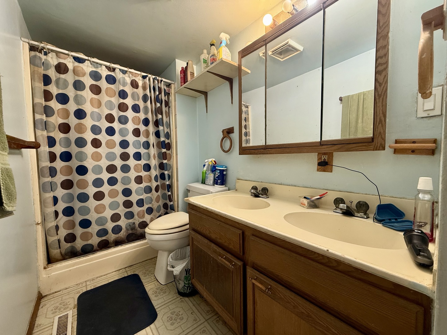 988 Spruce Lane, St. Anne, IL 60964