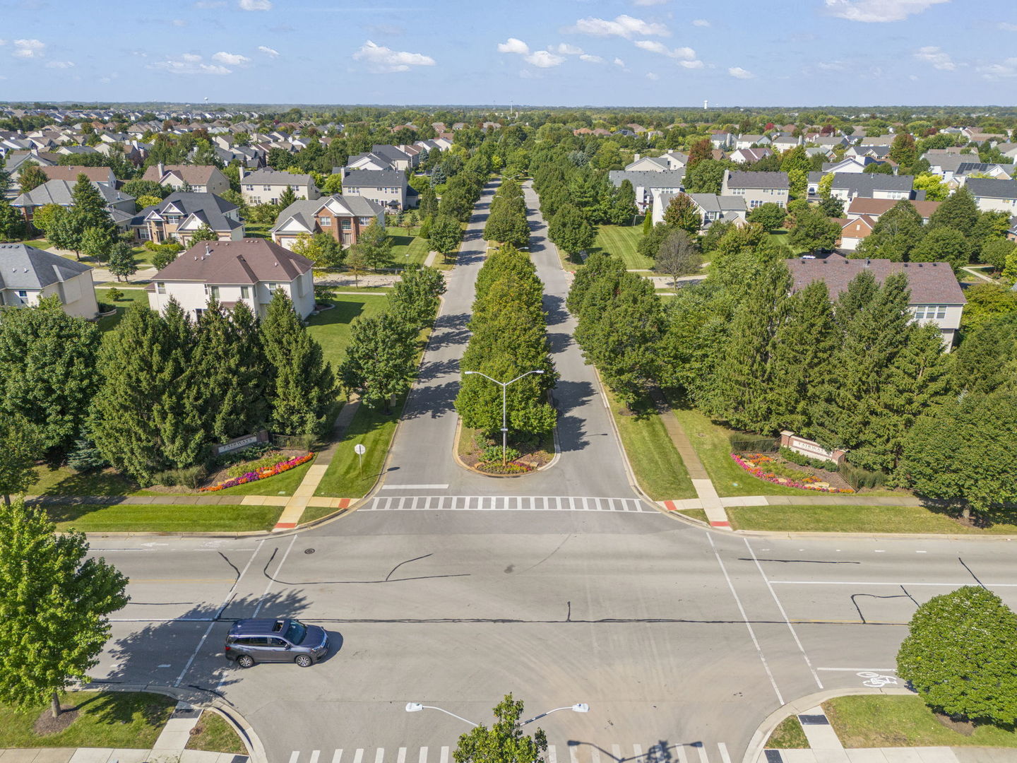5 Player Court, Bolingbrook, IL 60490