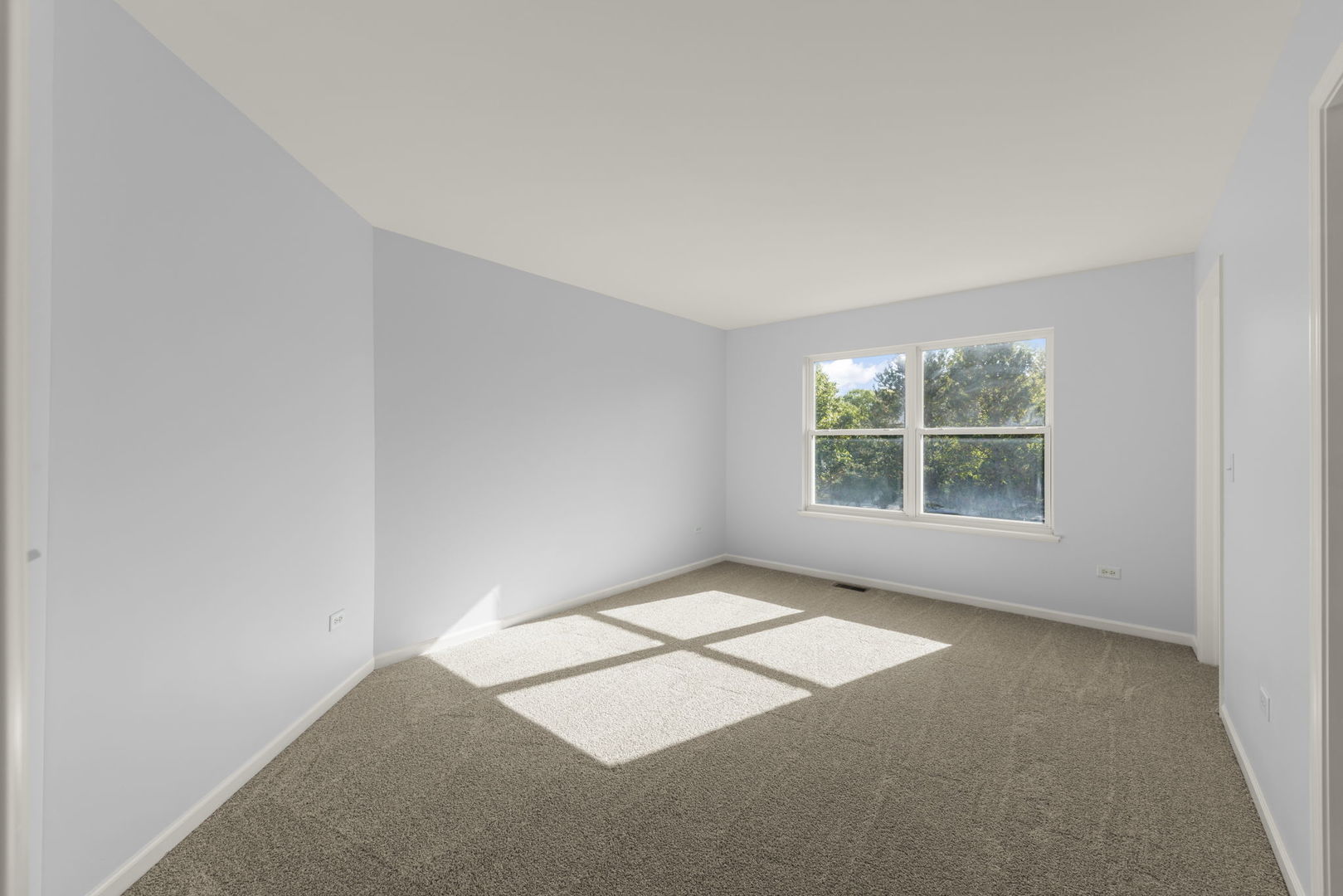 5 Player Court, Bolingbrook, IL 60490