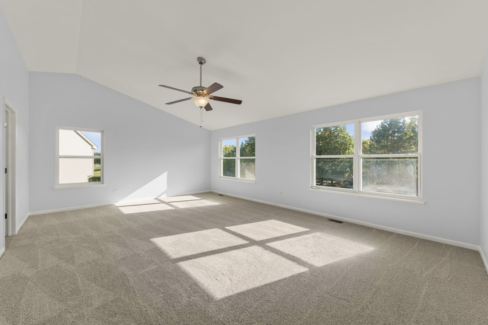 5 Player Court, Bolingbrook, IL 60490