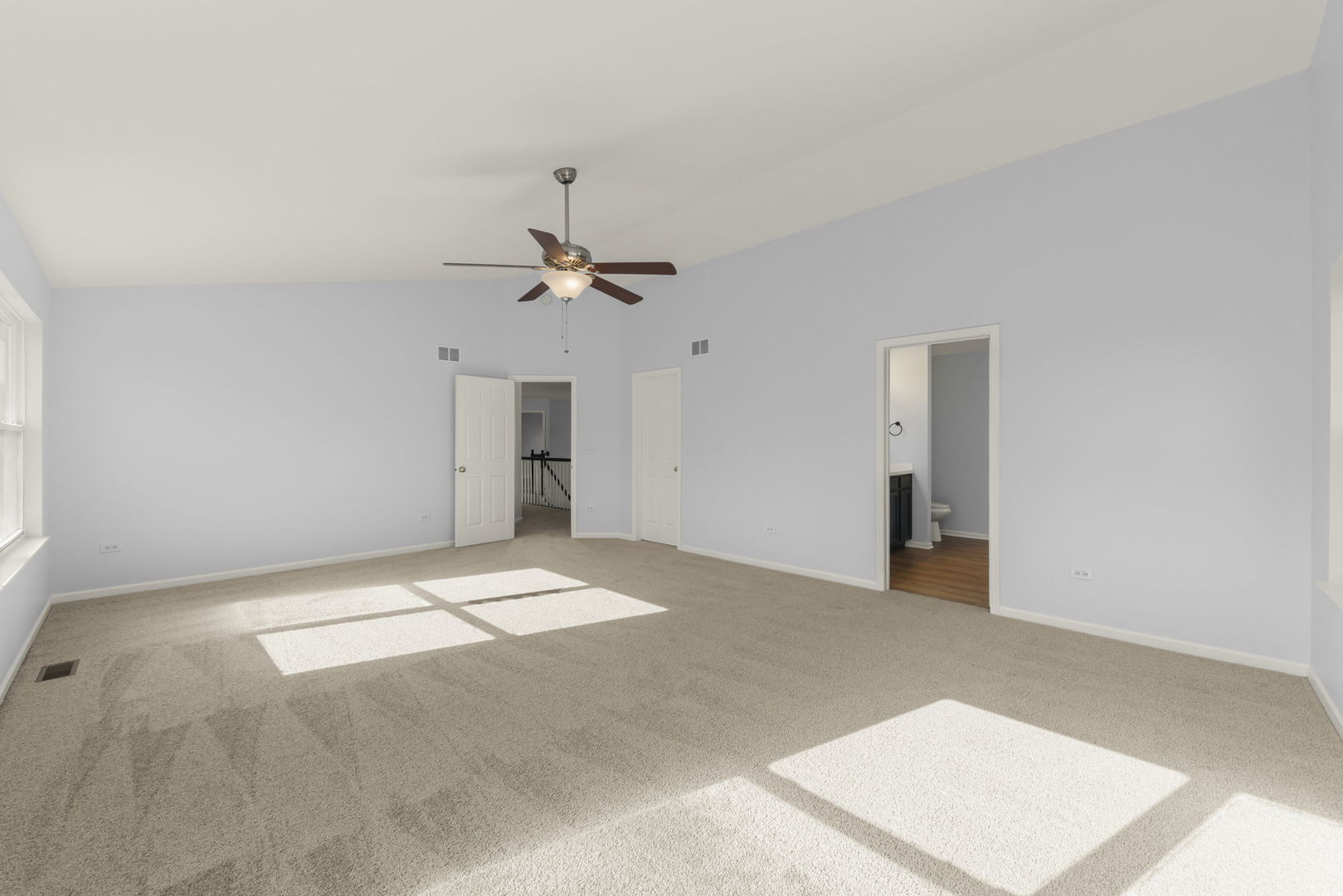 5 Player Court, Bolingbrook, IL 60490