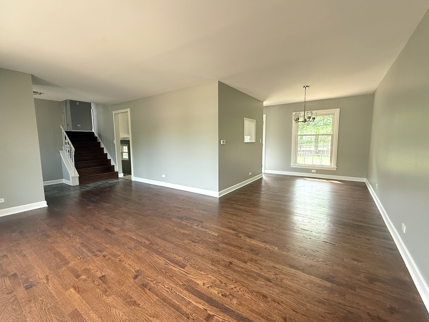 1807 S SURREY RIDGE Drive, Arlington Heights, IL 60005