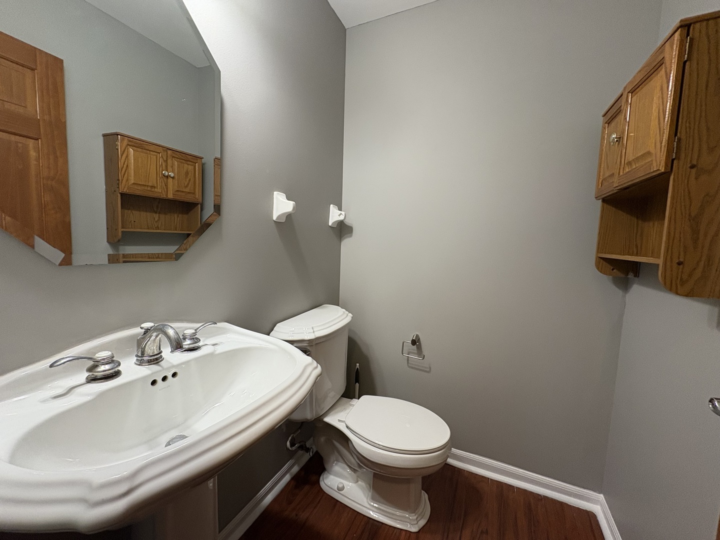 1635 S Candlestick Way, Waukegan, IL 60085