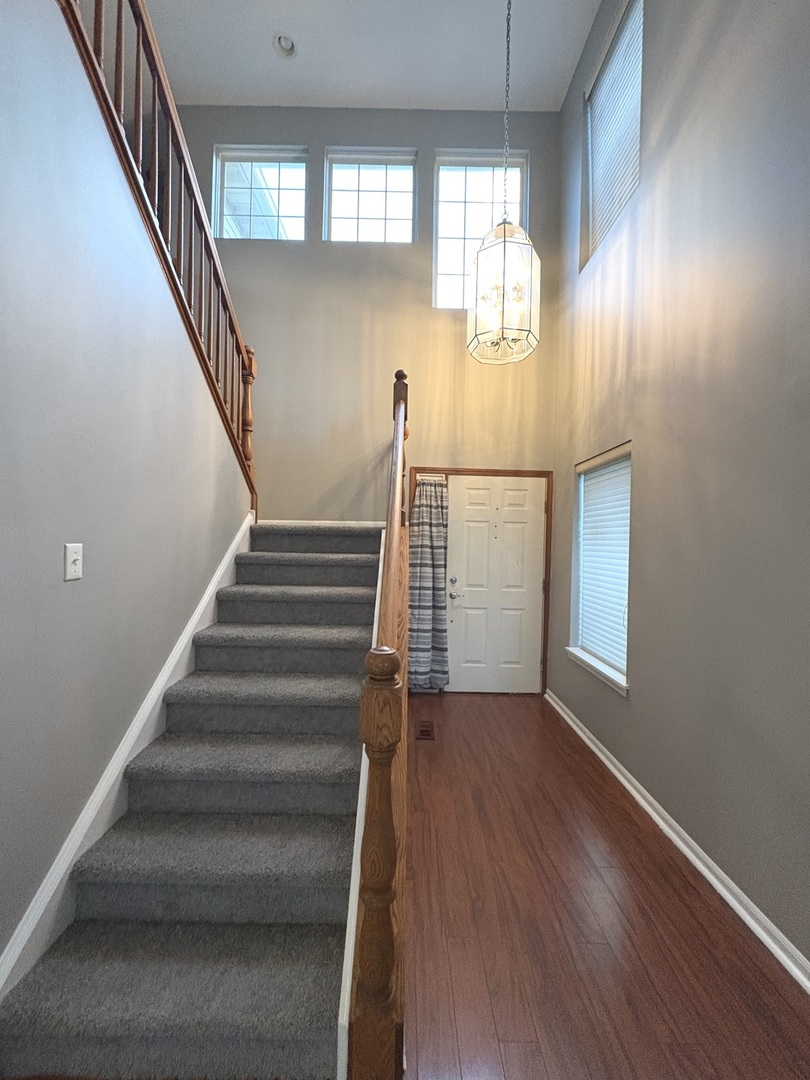 1635 S Candlestick Way, Waukegan, IL 60085