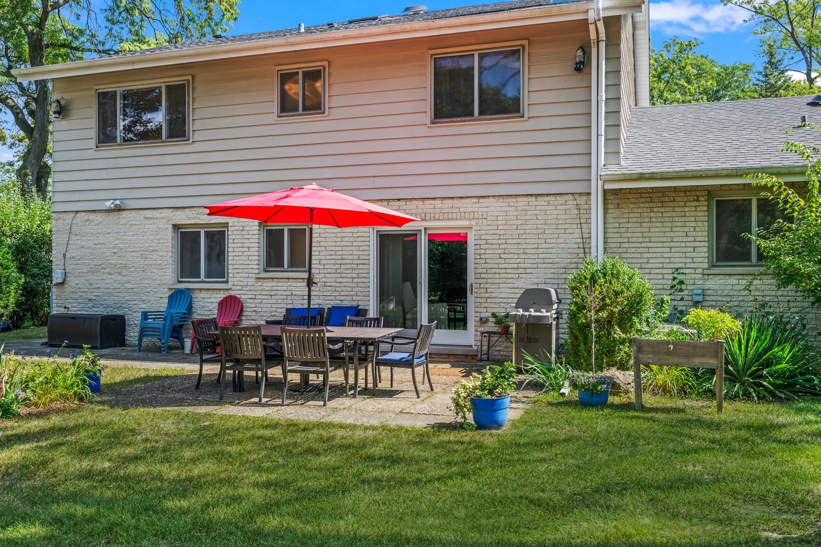 1746 Ellendale Drive, Northbrook, IL 60062