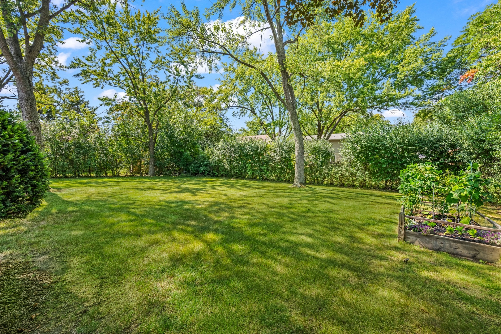 1746 Ellendale Drive, Northbrook, IL 60062