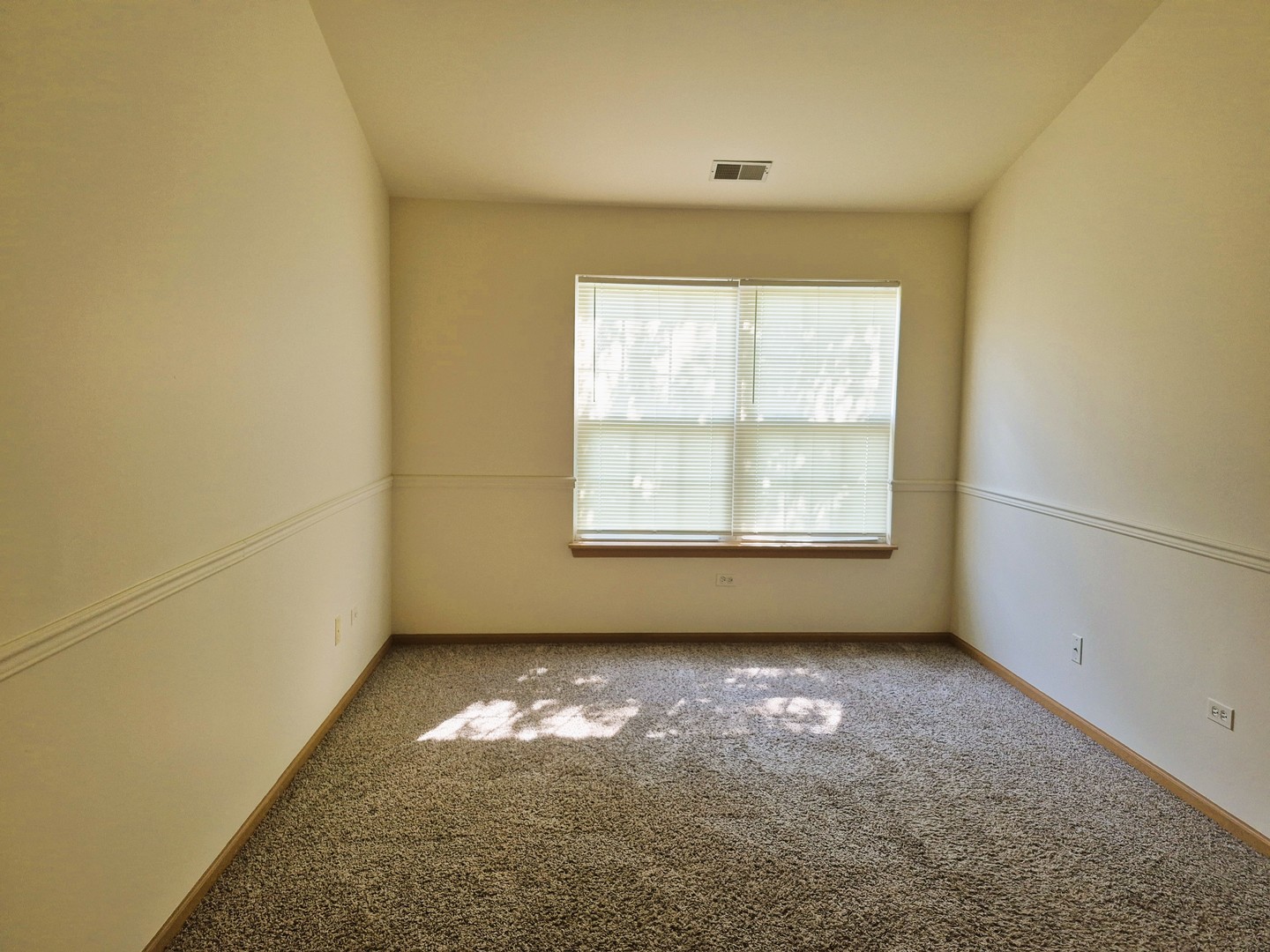 2219 Waterleaf Court #203, Naperville, IL 60564