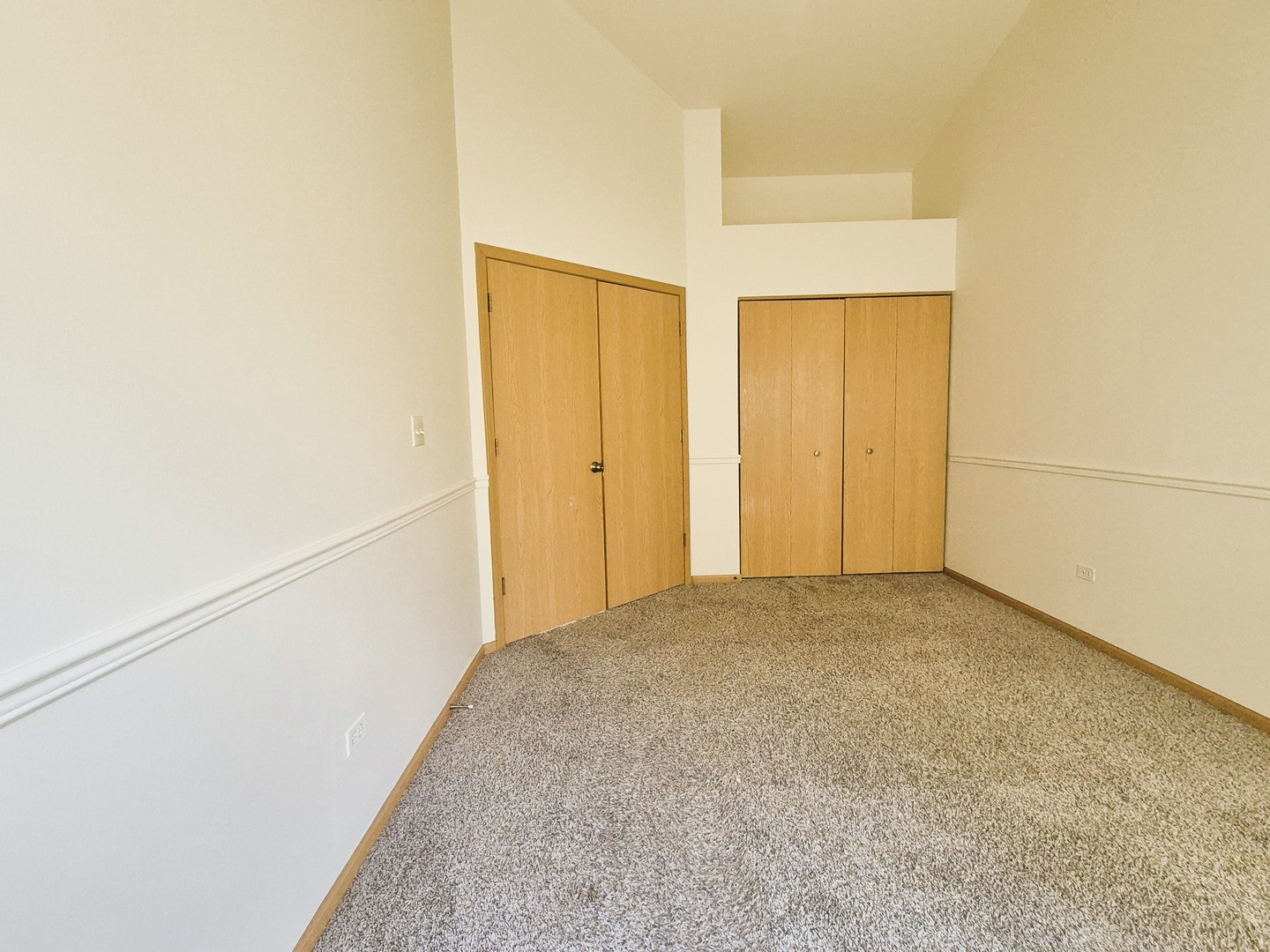 2219 Waterleaf Court #203, Naperville, IL 60564