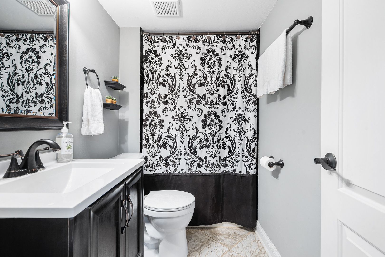 12360 Derby Lane, Orland Park, IL 60467