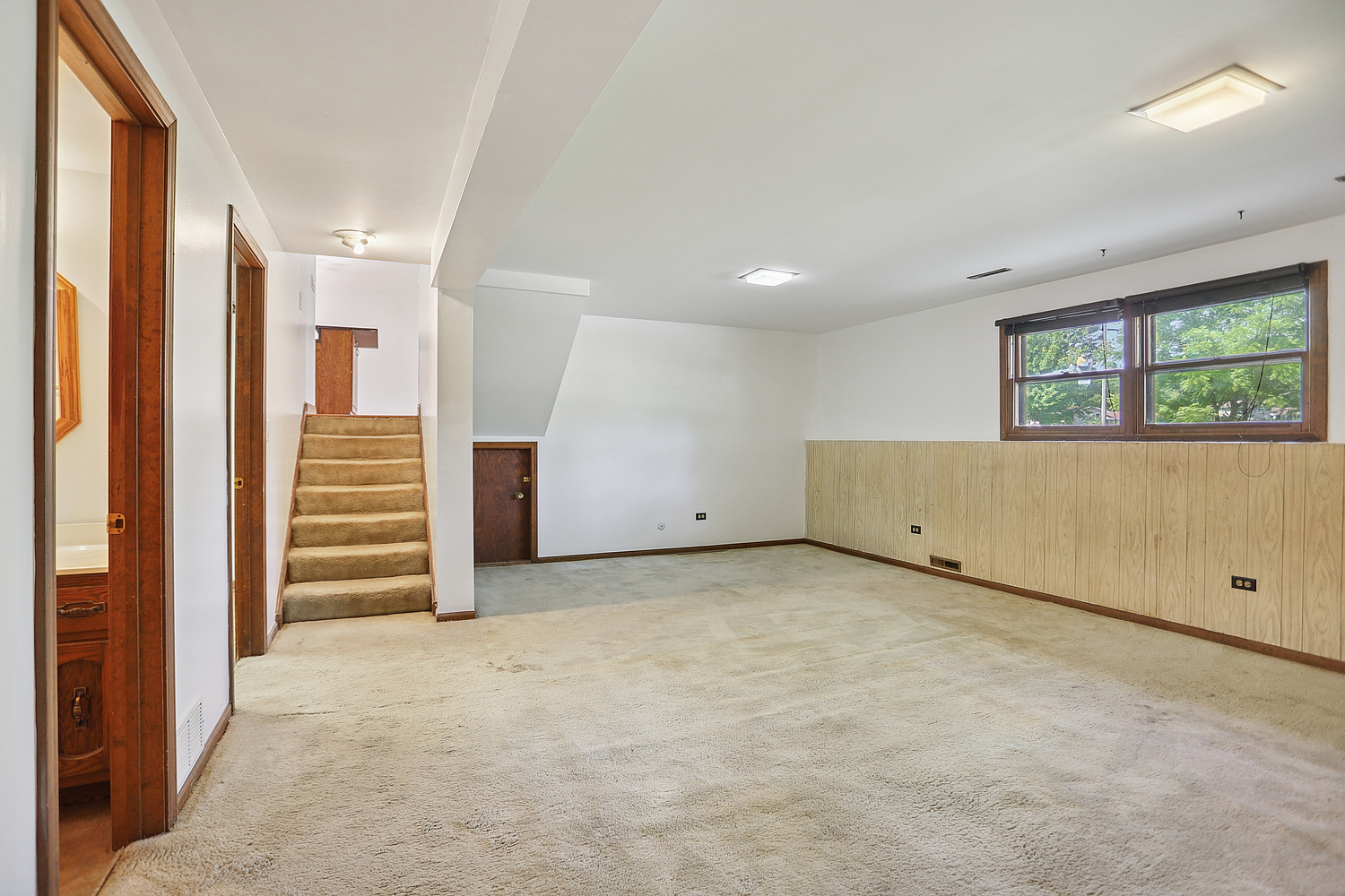 30W535 Avard Road, West Chicago, IL 60185