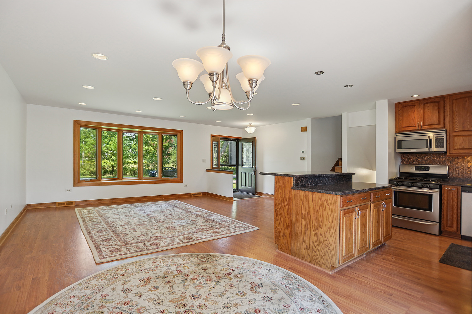 30W535 Avard Road, West Chicago, IL 60185