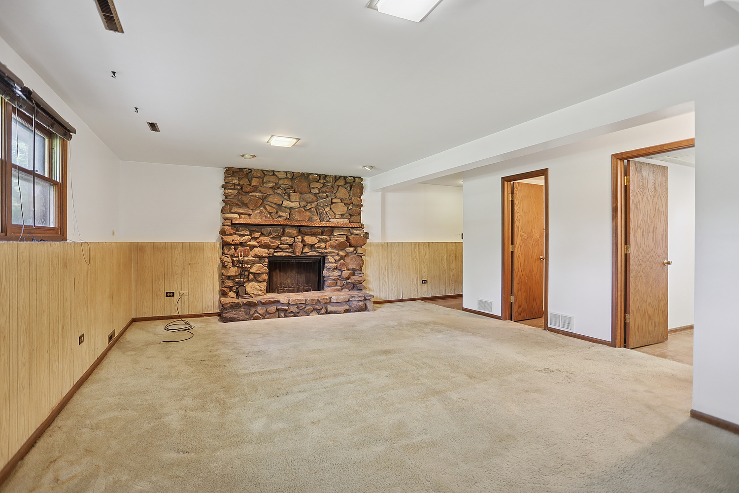 30W535 Avard Road, West Chicago, IL 60185