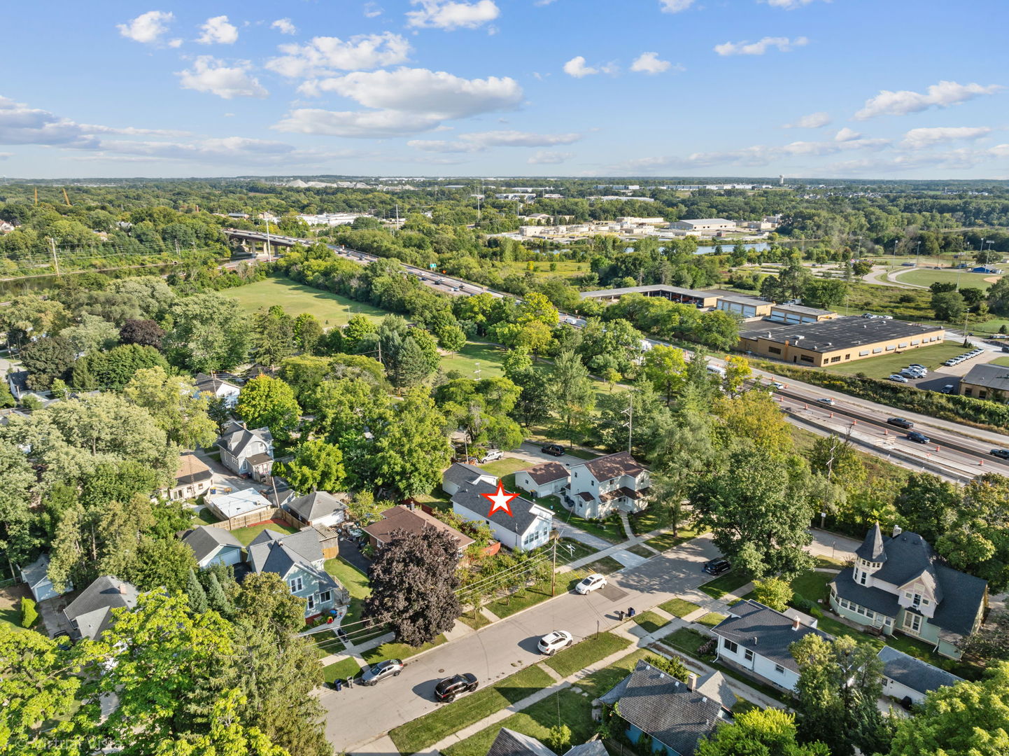 535 Ashland Avenue, Elgin, IL 60123