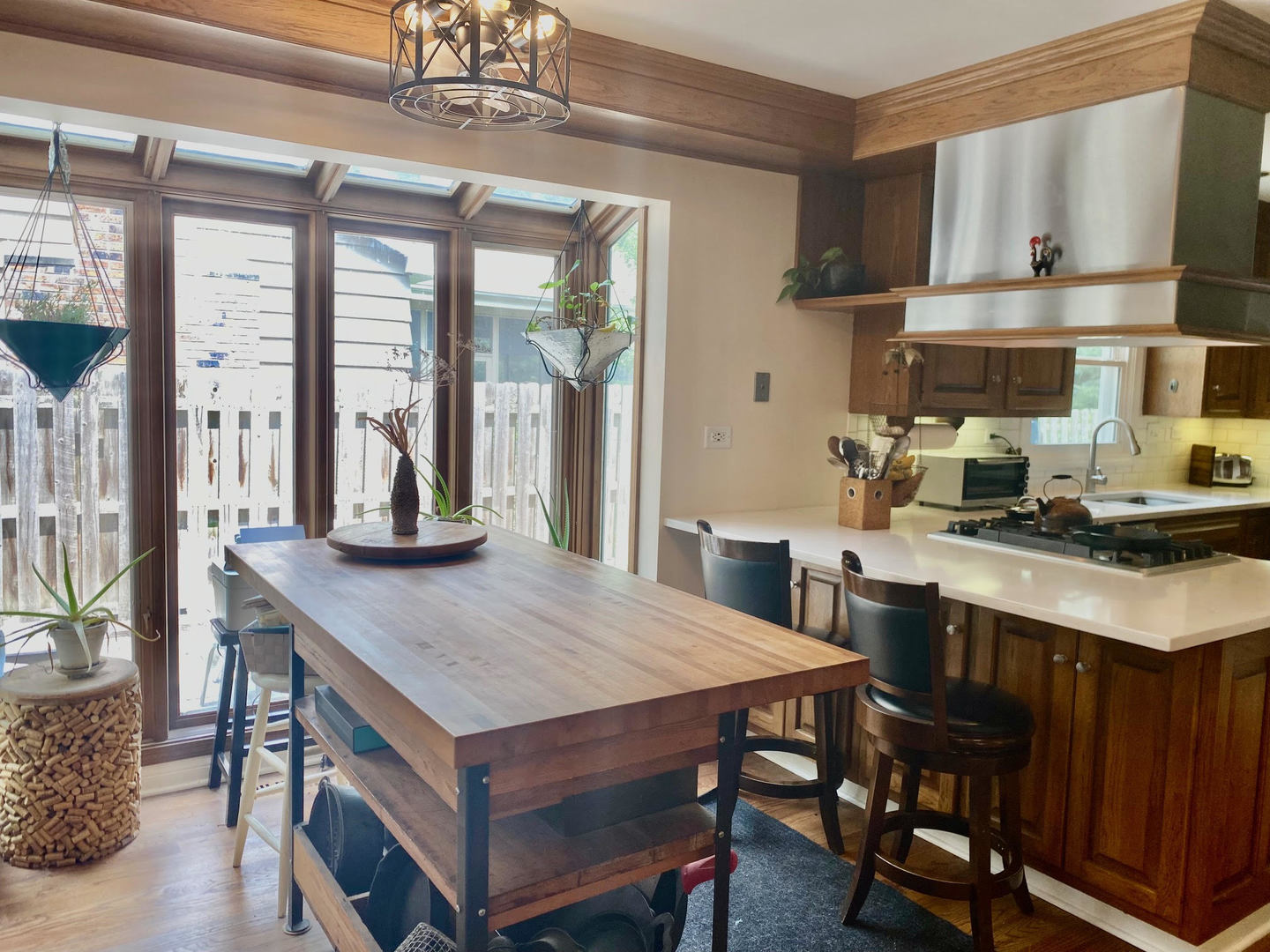 824 62nd Street, Downers Grove, IL 60516