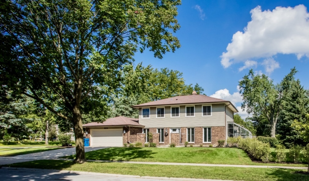 824 62nd Street, Downers Grove, IL 60516