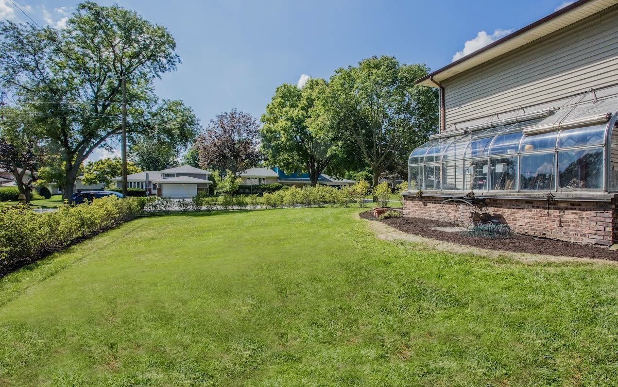 824 62nd Street, Downers Grove, IL 60516