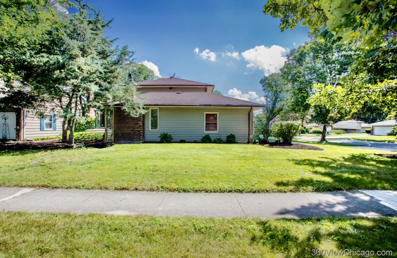824 62nd Street, Downers Grove, IL 60516