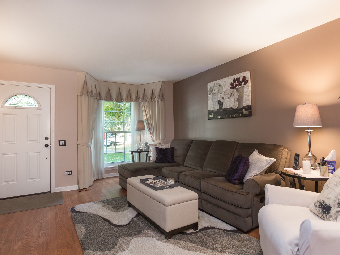 21 E Shag Bark Lane, Streamwood, IL 60107
