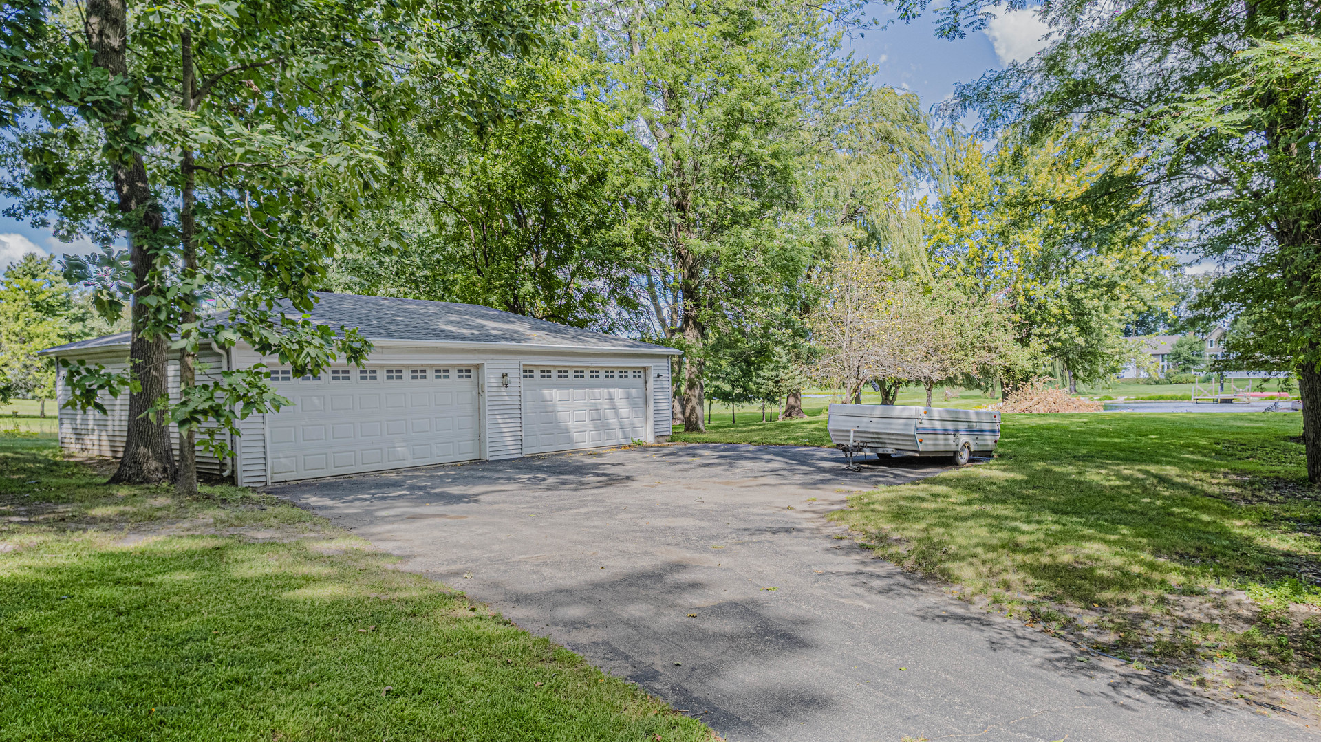 10N836 Lakeside Court, Elgin, IL 60124