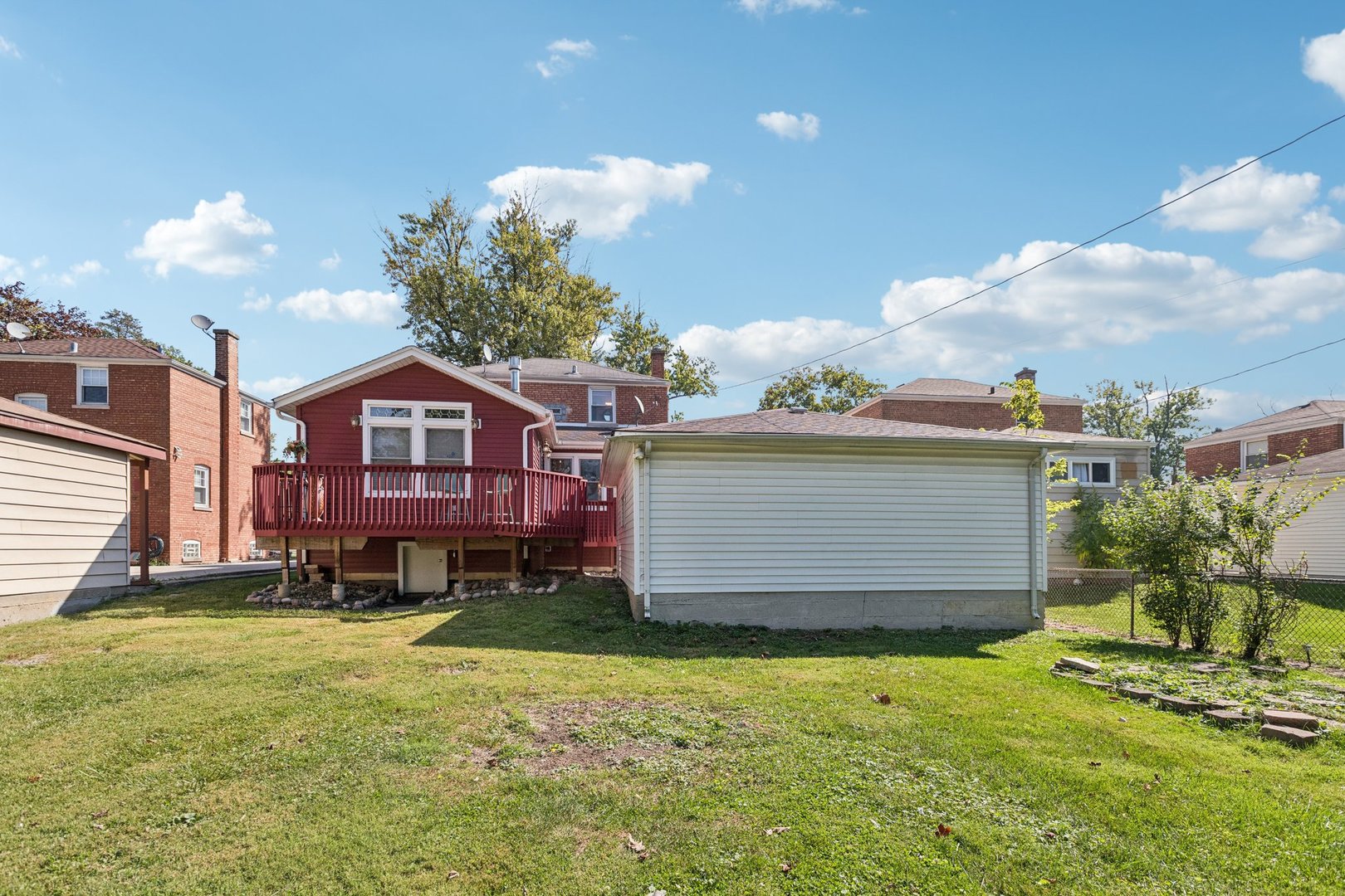 2412 S 19th Avenue, Broadview, IL 60155
