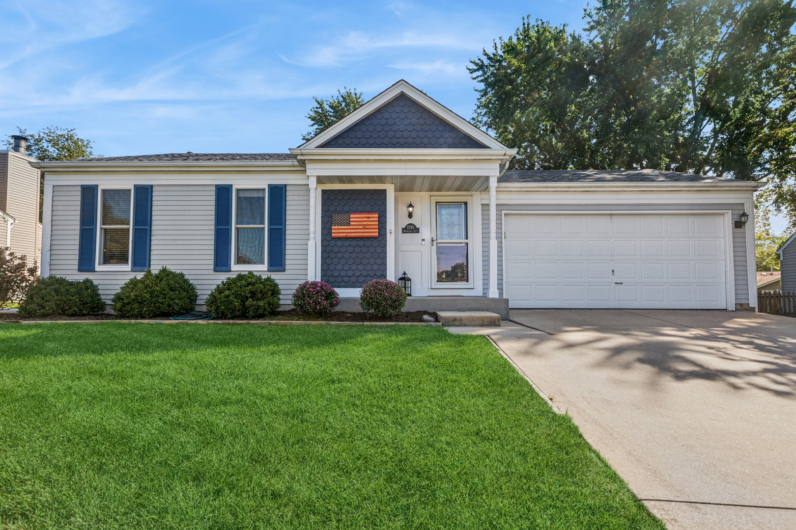 2293 Bannister Lane, Aurora, IL 60504
