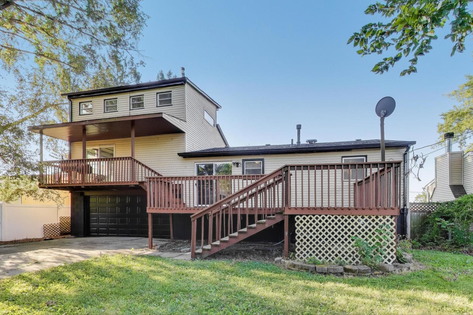 228 Gordon Avenue, Romeoville, IL 60446