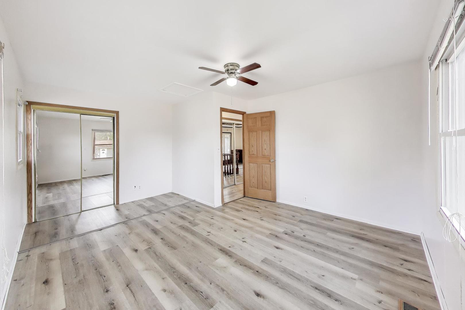 228 Gordon Avenue, Romeoville, IL 60446