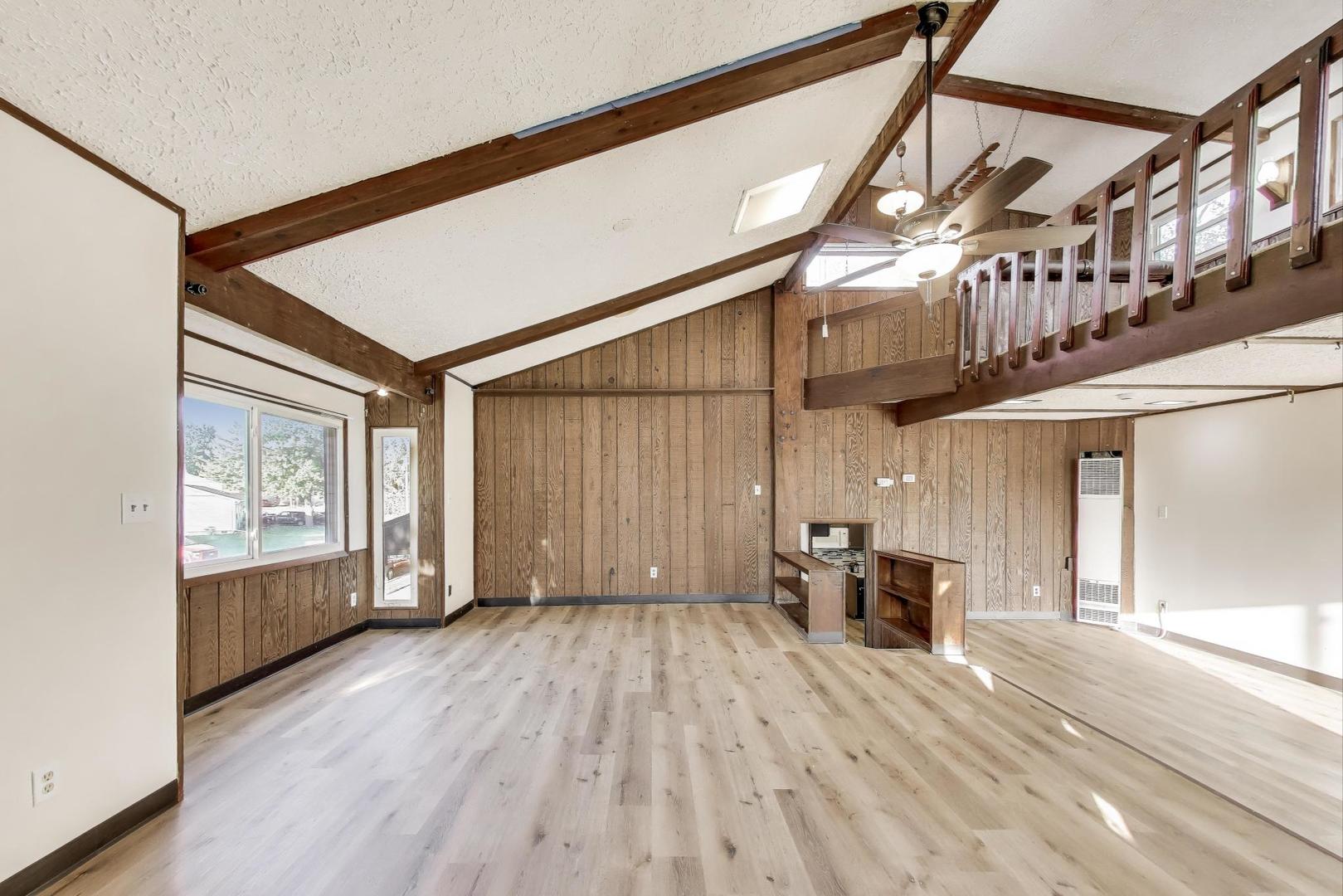 228 Gordon Avenue, Romeoville, IL 60446