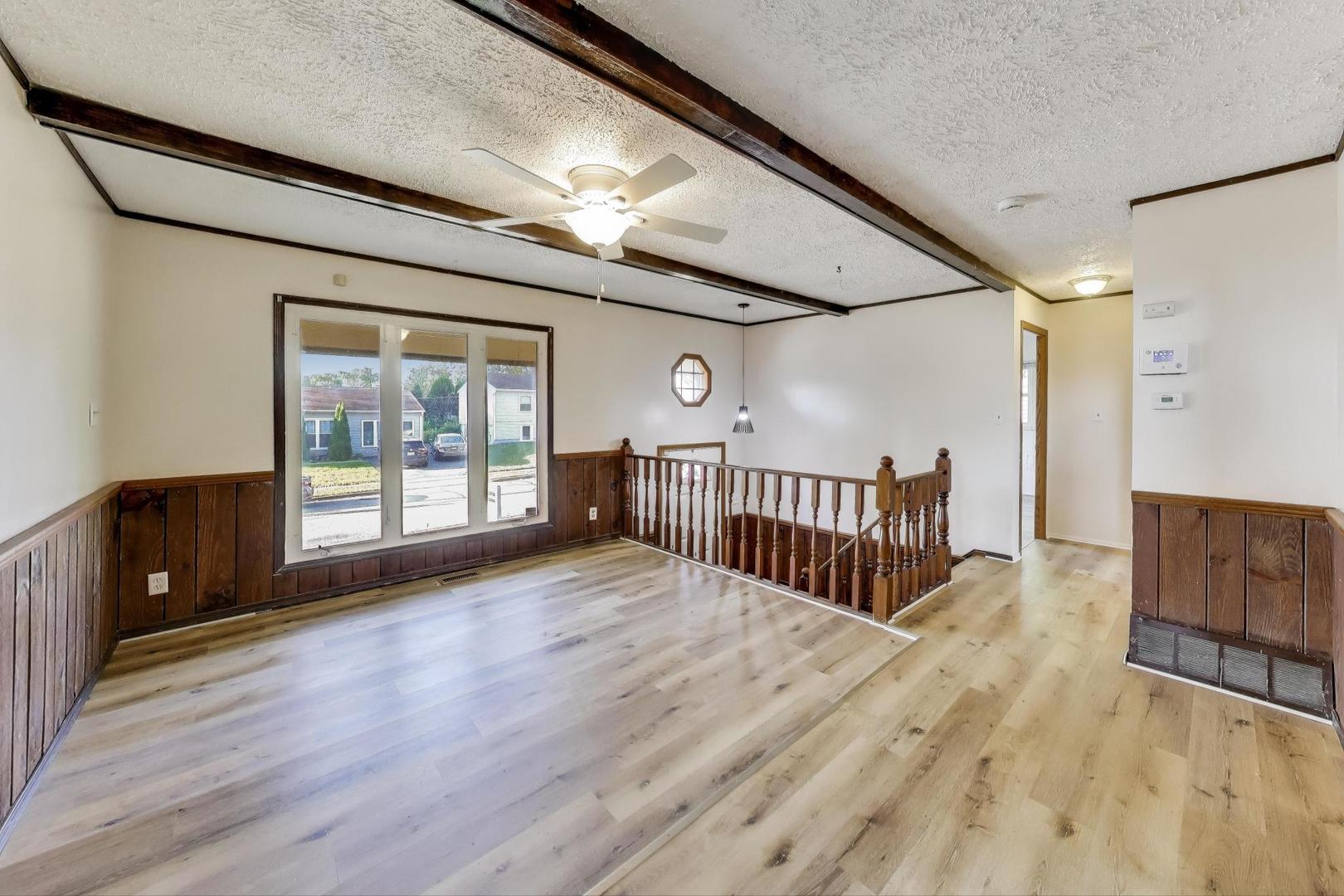 228 Gordon Avenue, Romeoville, IL 60446