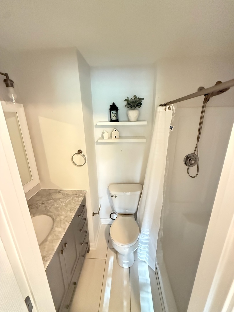 321 Candlelight Court, Bolingbrook, IL 60440