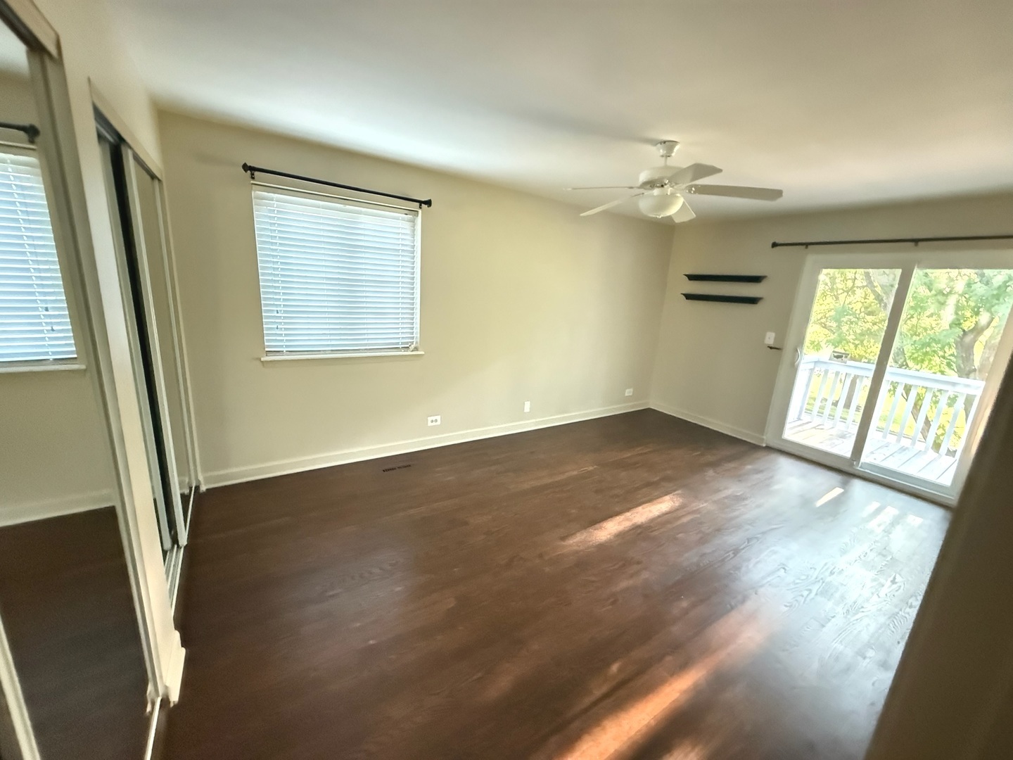 321 Candlelight Court, Bolingbrook, IL 60440