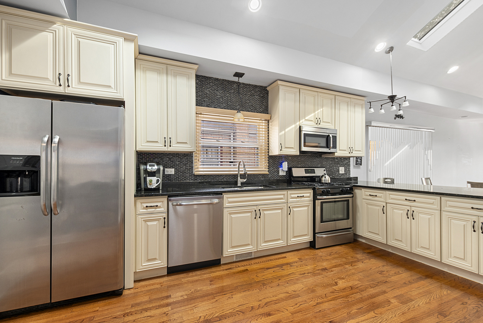 11310 S Peoria Street, Chicago, IL 60628