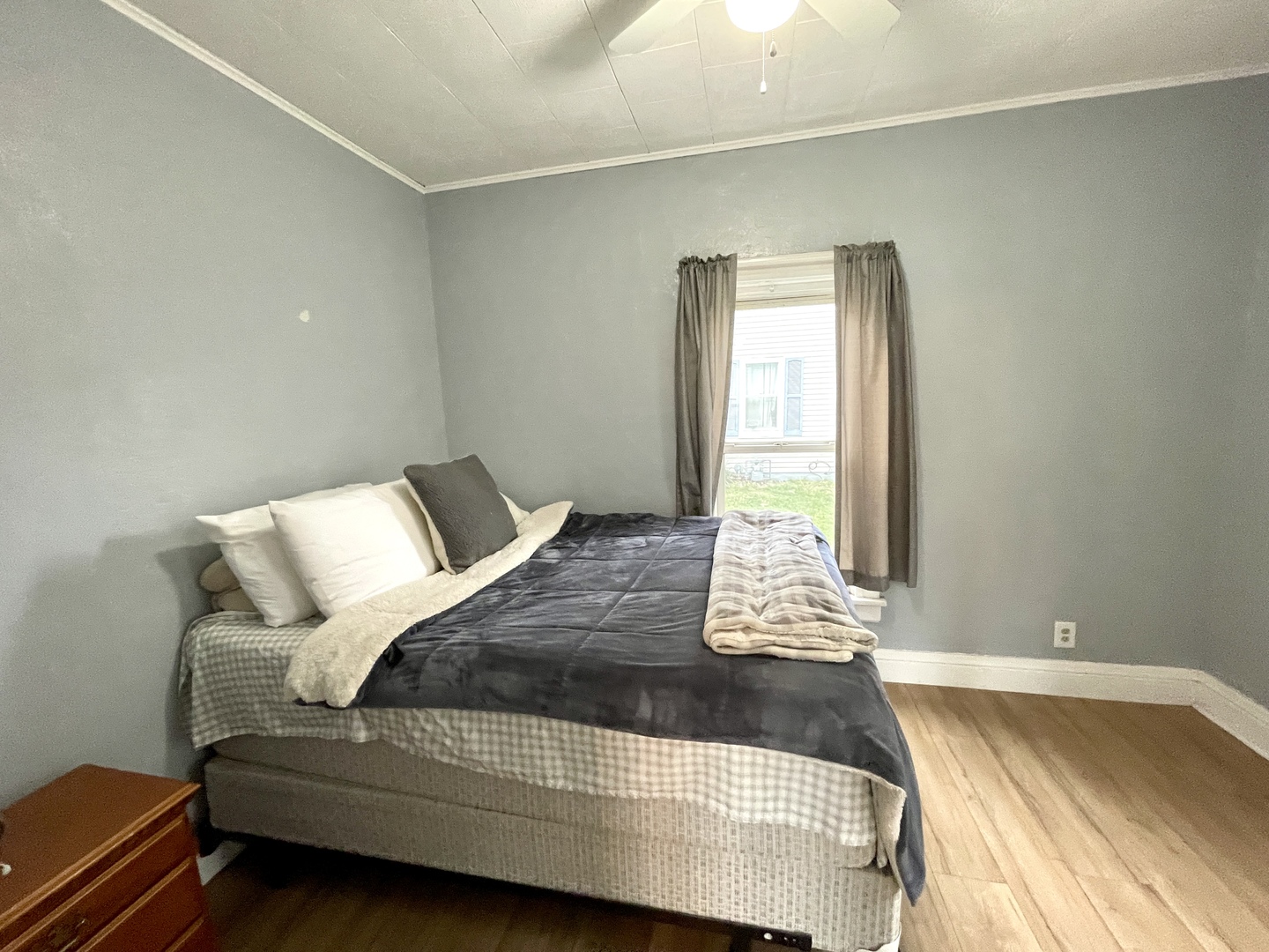 225 W 5th Street, Mcnabb, IL 61335