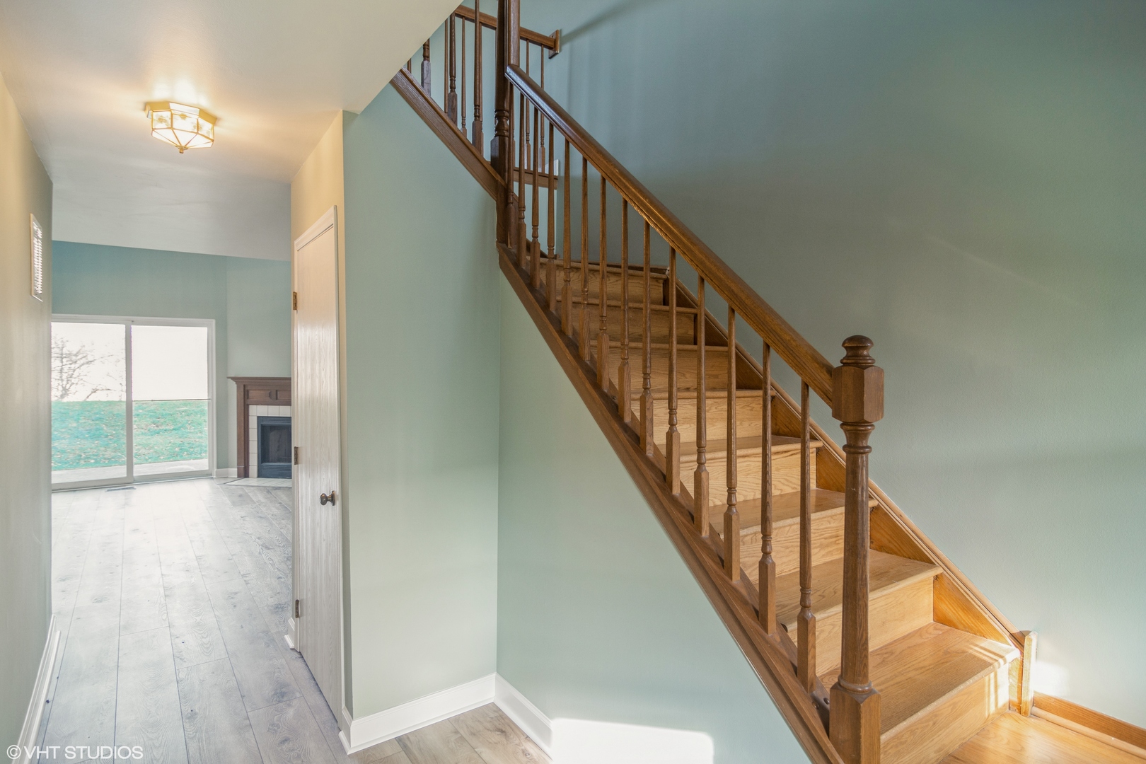 734 E Whispering Oaks Court #10E, Palatine, IL 60074