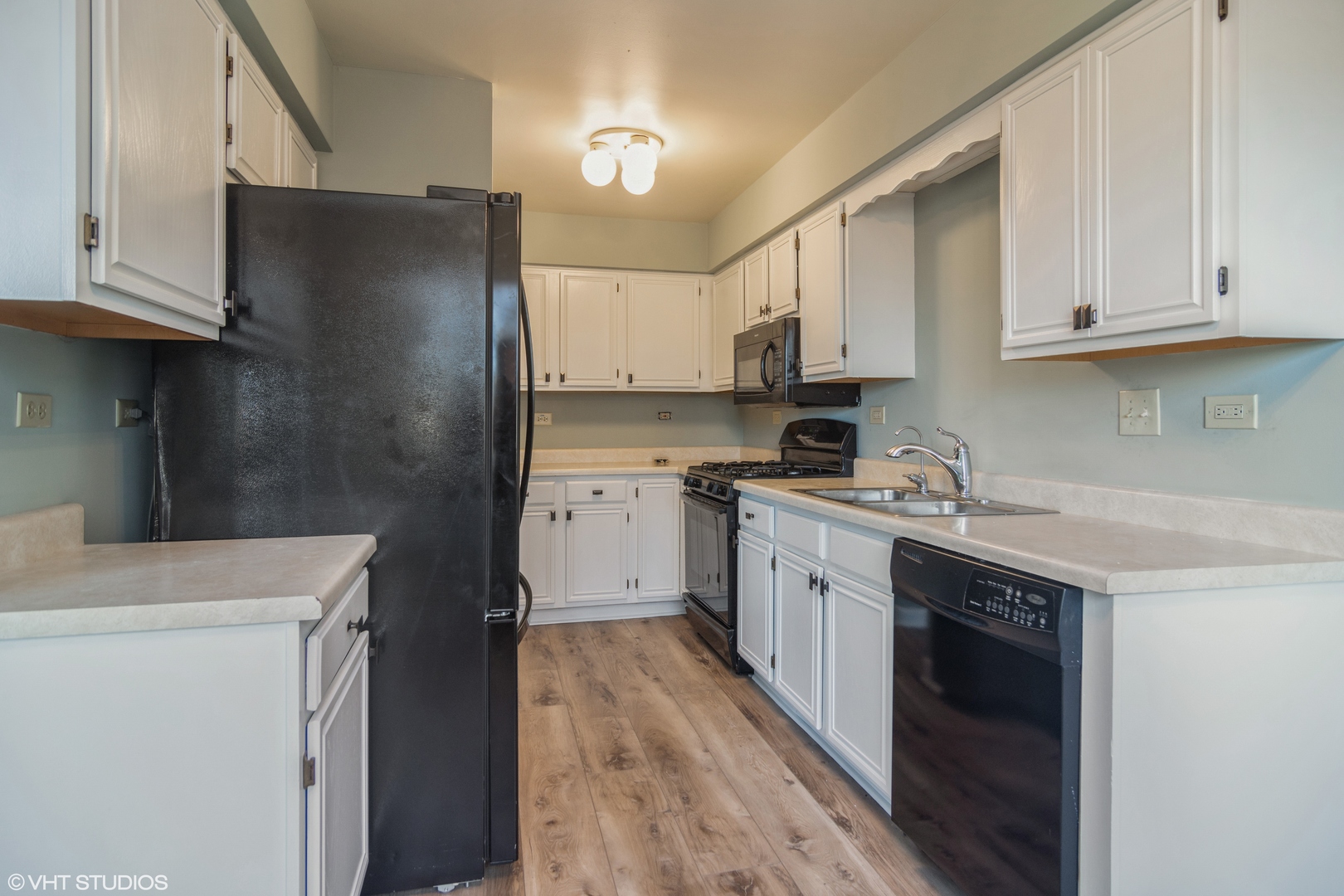 734 E Whispering Oaks Court #10E, Palatine, IL 60074