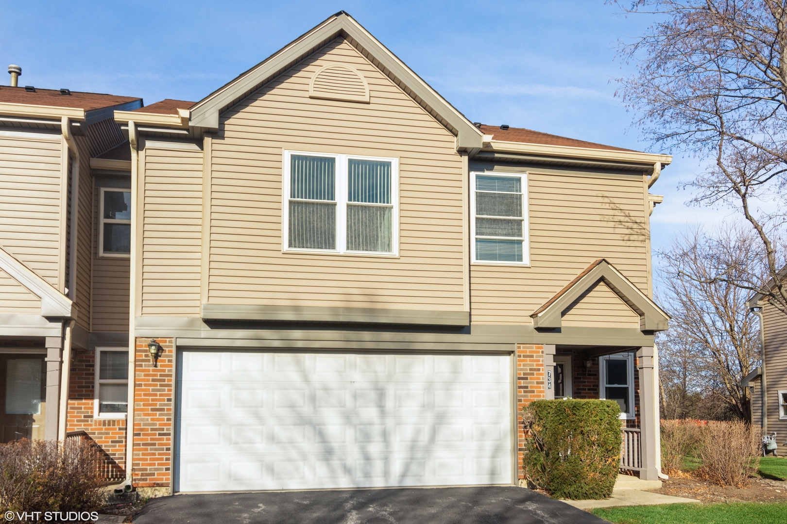 734 E Whispering Oaks Court #10E, Palatine, IL 60074