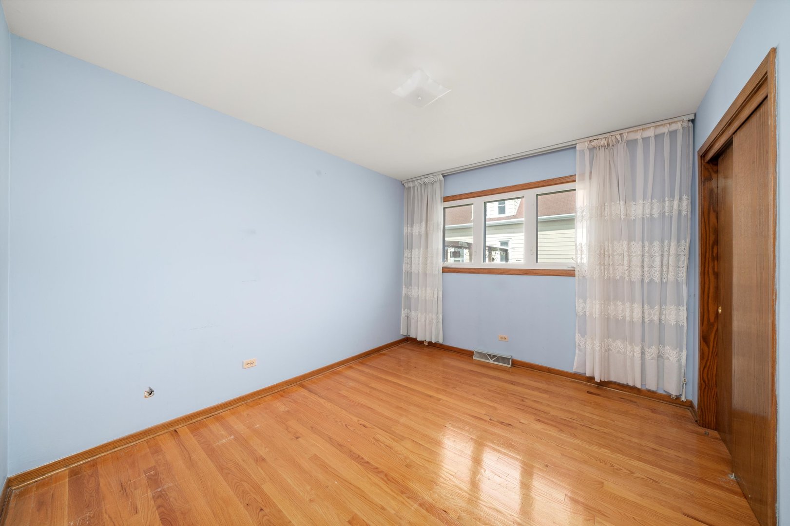 5310 S Kilpatrick Avenue, Chicago, IL 60632