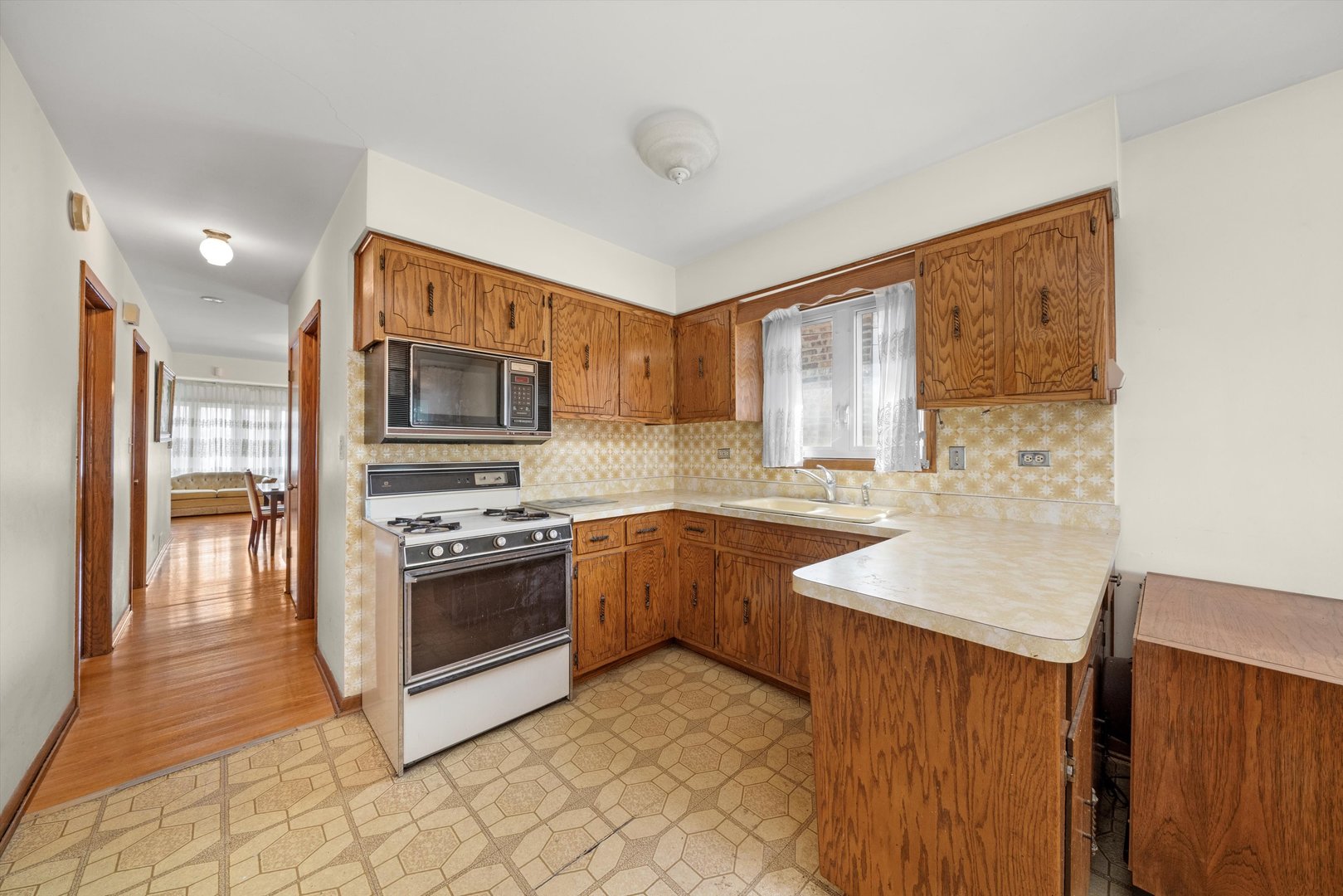 5310 S Kilpatrick Avenue, Chicago, IL 60632