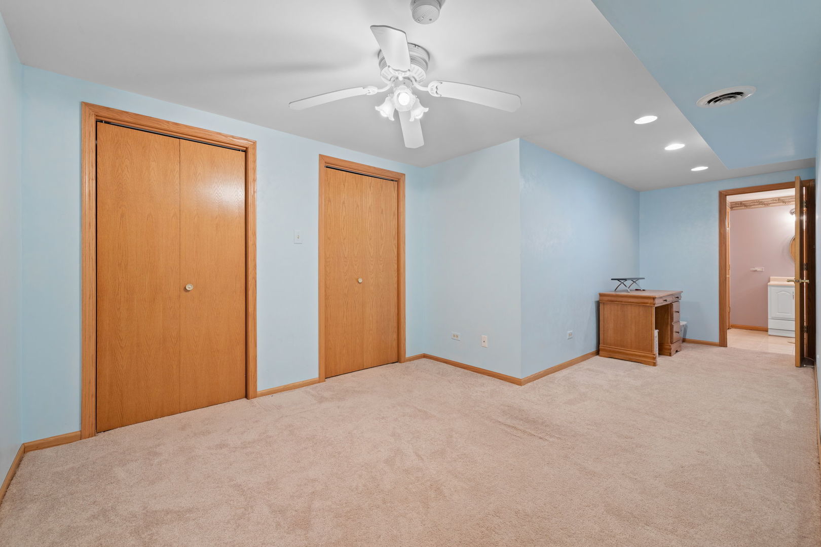 709 Young Drive, New Lenox, IL 60451