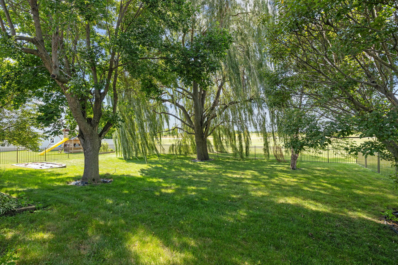 709 Young Drive, New Lenox, IL 60451