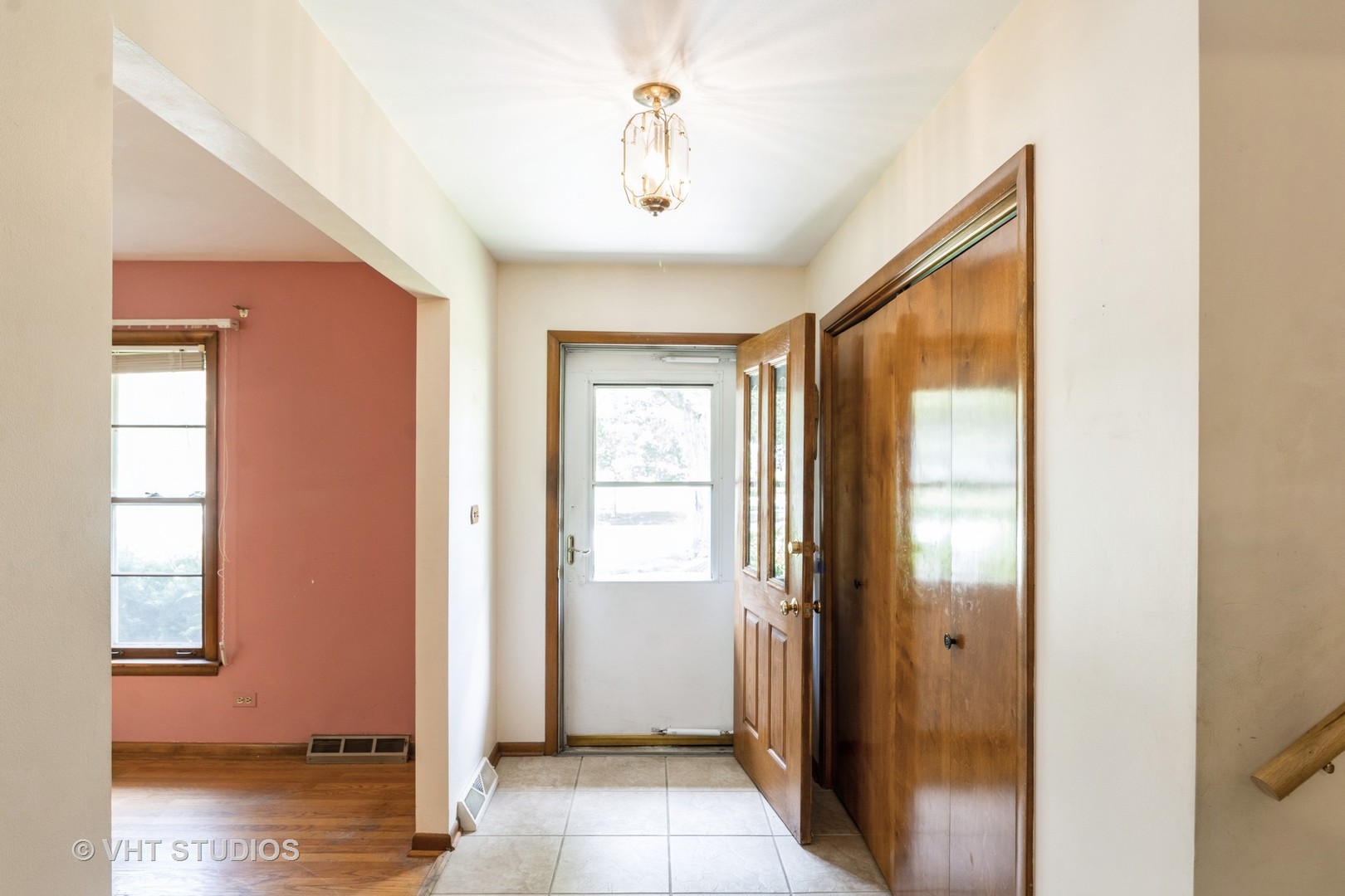 5341 Grand Avenue, Downers Grove, IL 60515