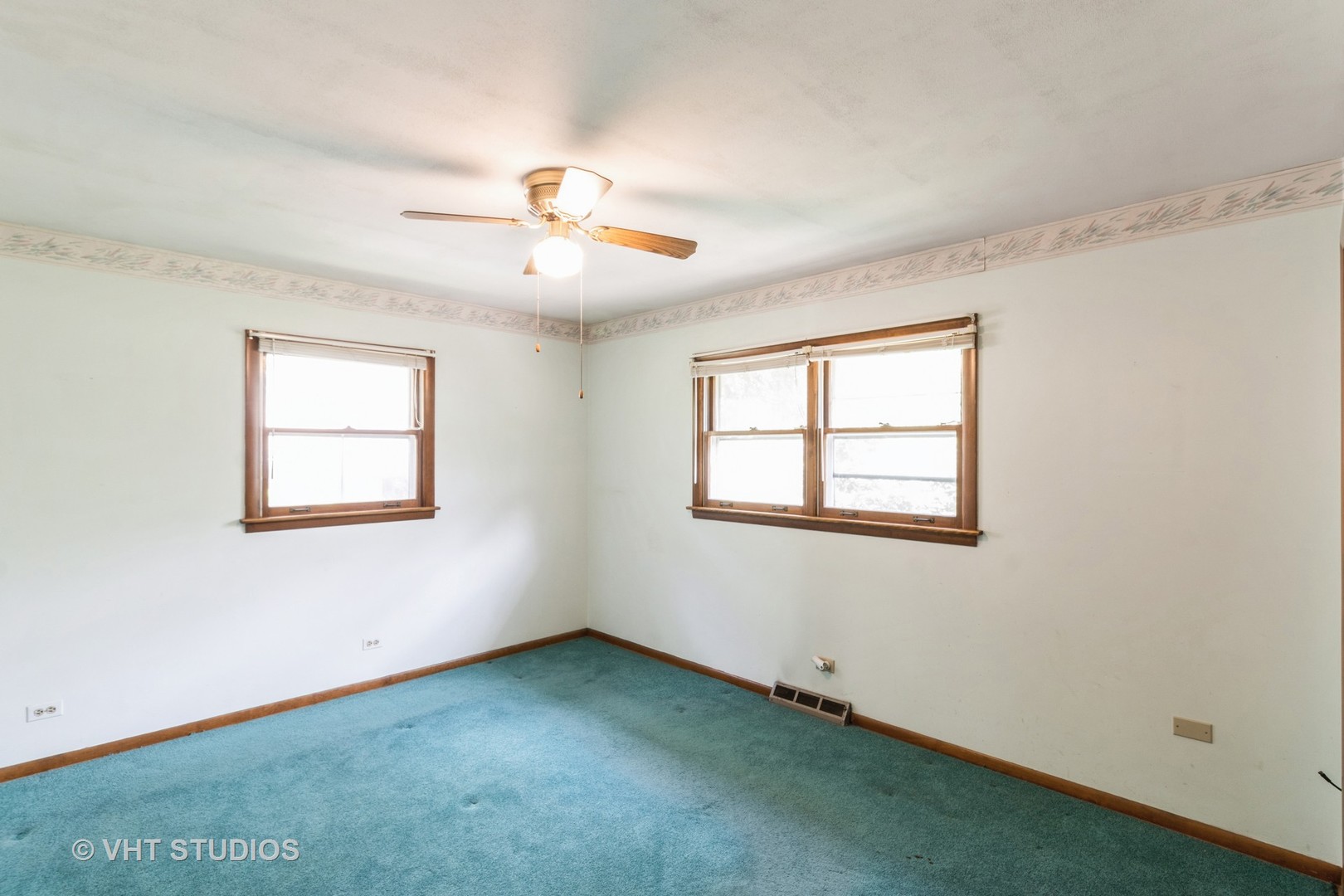5341 Grand Avenue, Downers Grove, IL 60515