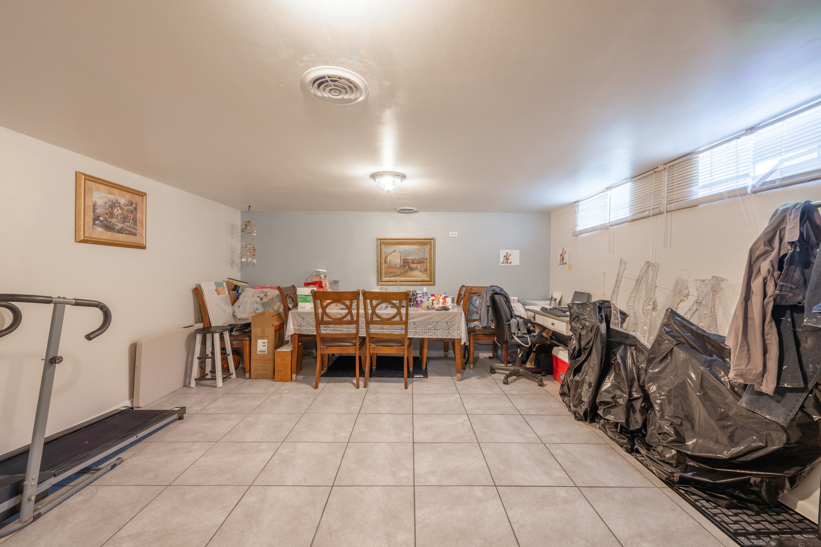 9664 LOIS Drive #A, Des Plaines, IL 60016